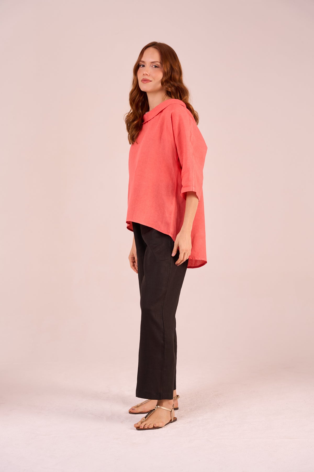 LINEN CAPRI BLOUSE