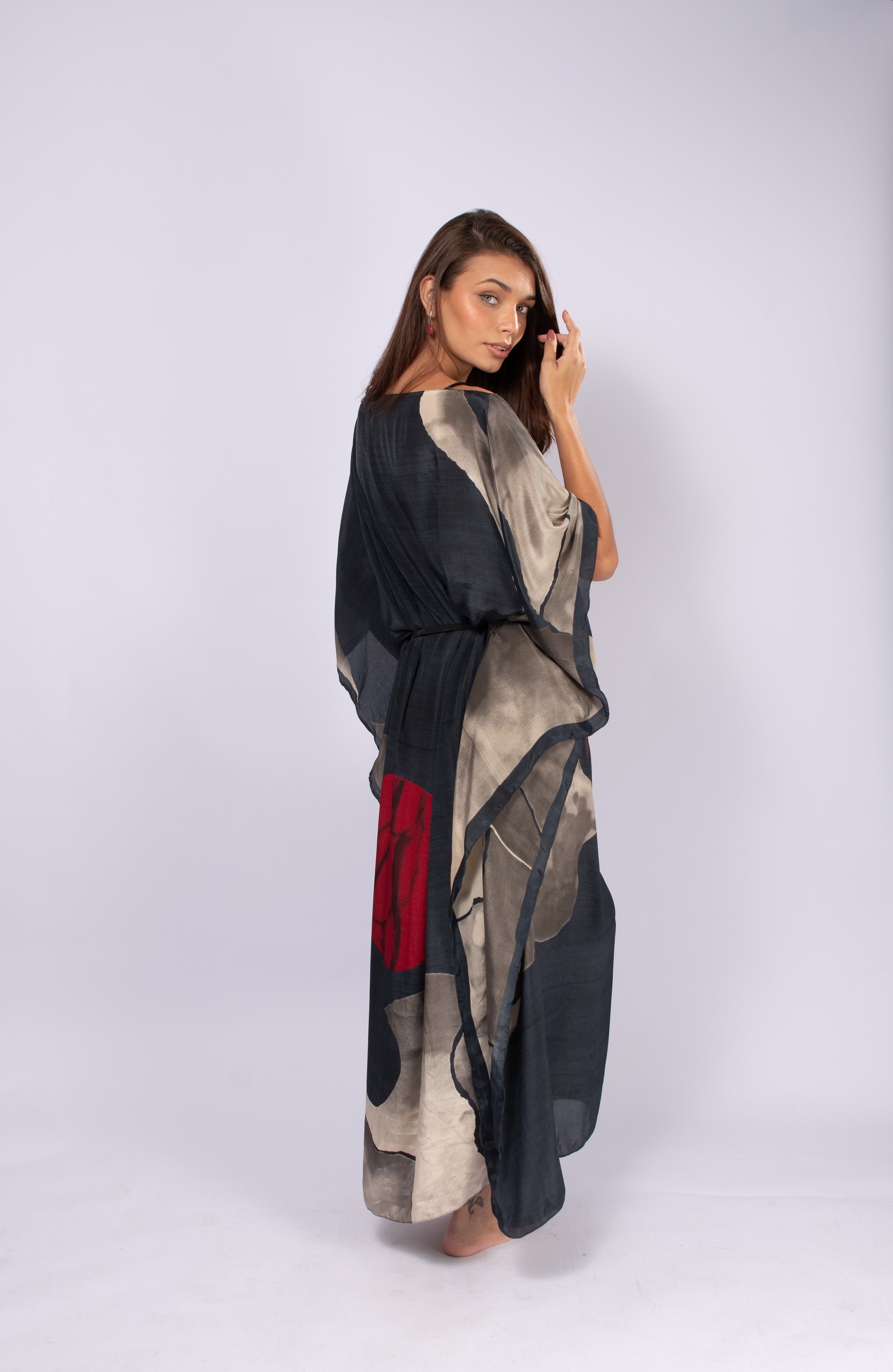 KAFTAN JAVA PRETO CINZA E VERMELHO