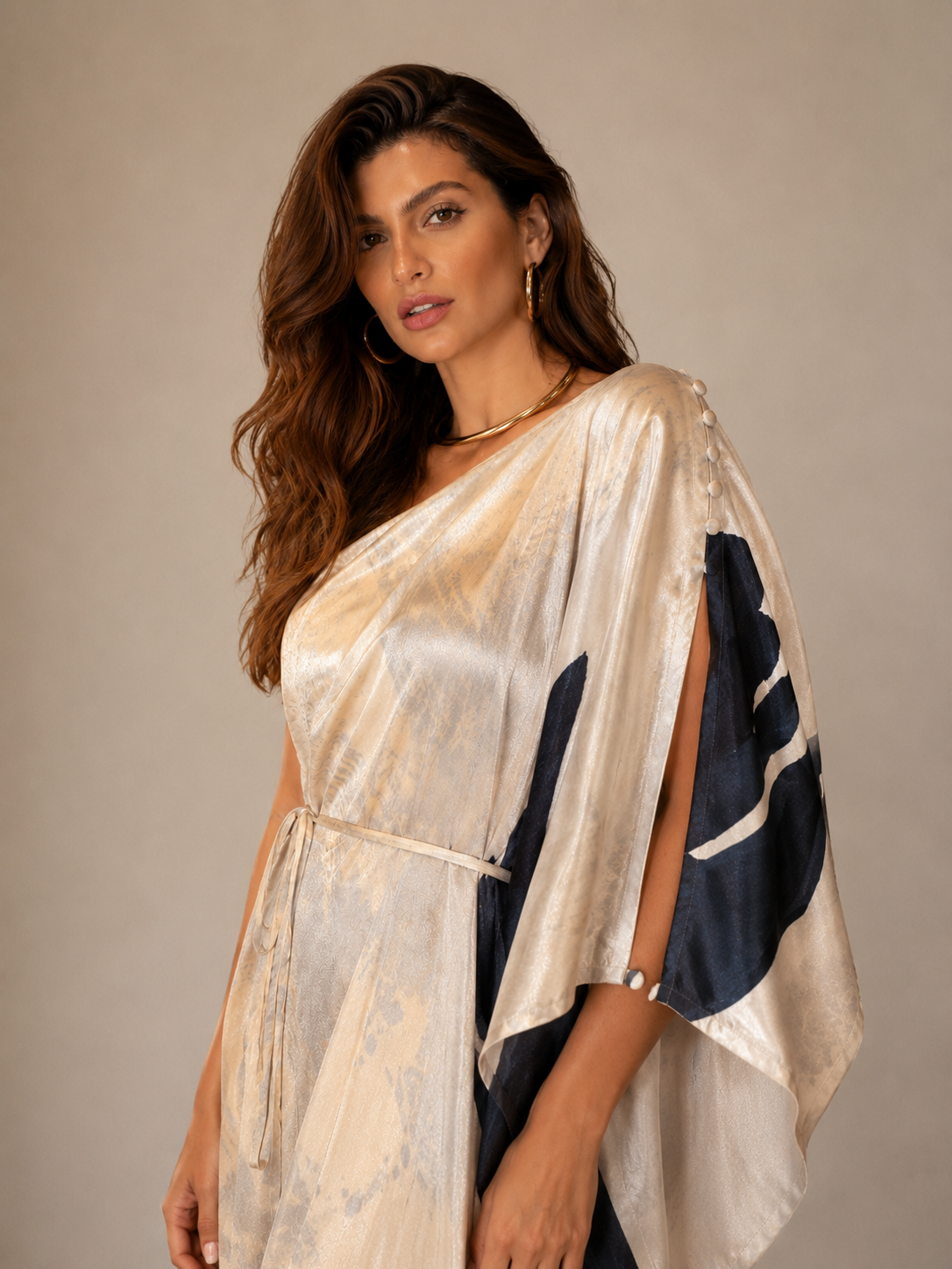 KAFTAN RHODES LONGO CREME E AZUL
