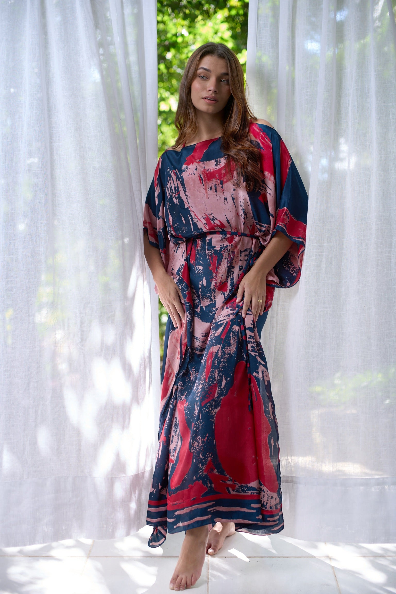 NAVY RED AND PINK JAVA KAFTAN