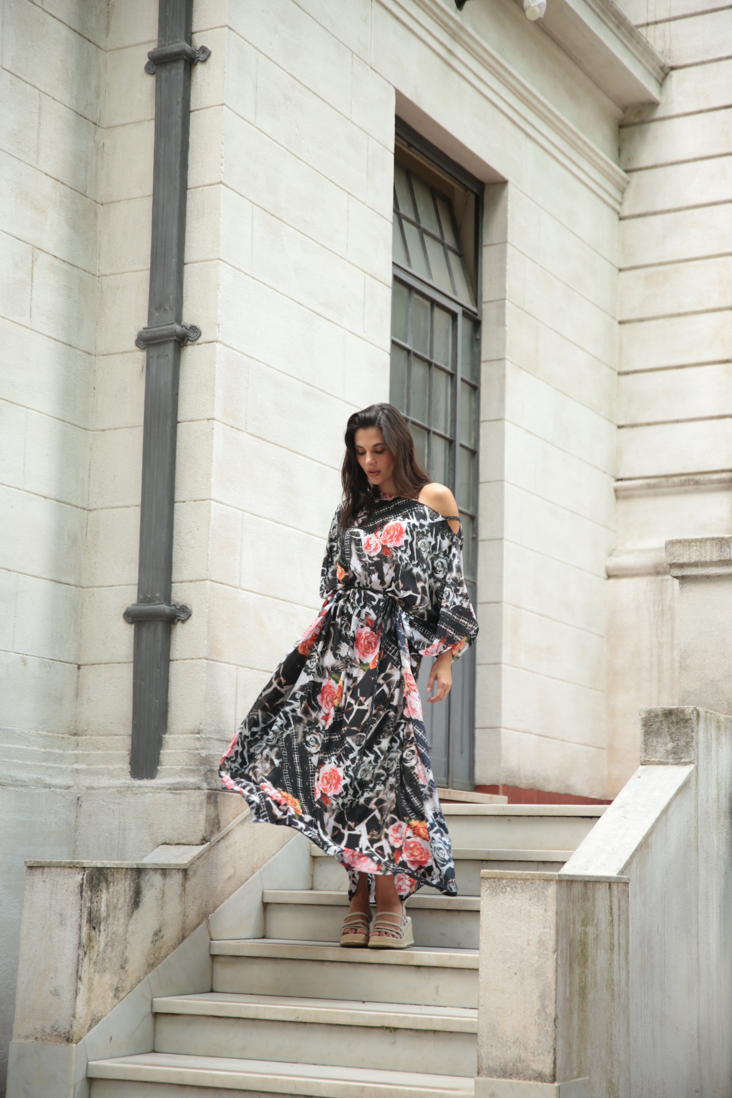 KAFTAN JAVA PRETO FLORAL