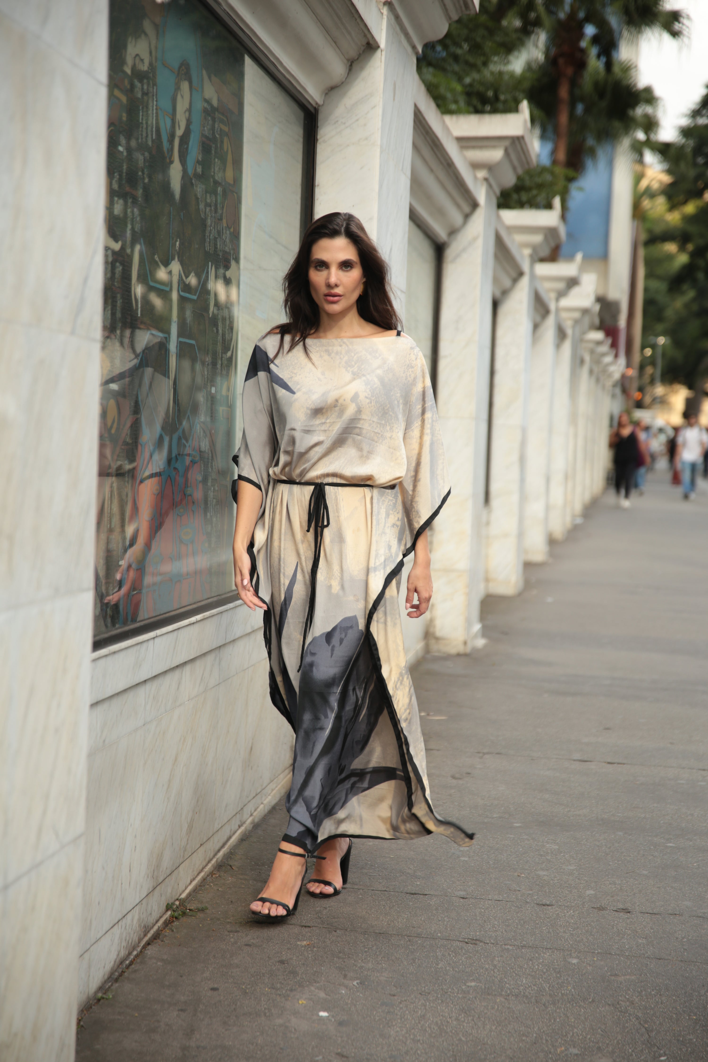 KAFTAN JAVA CREME E CINZA