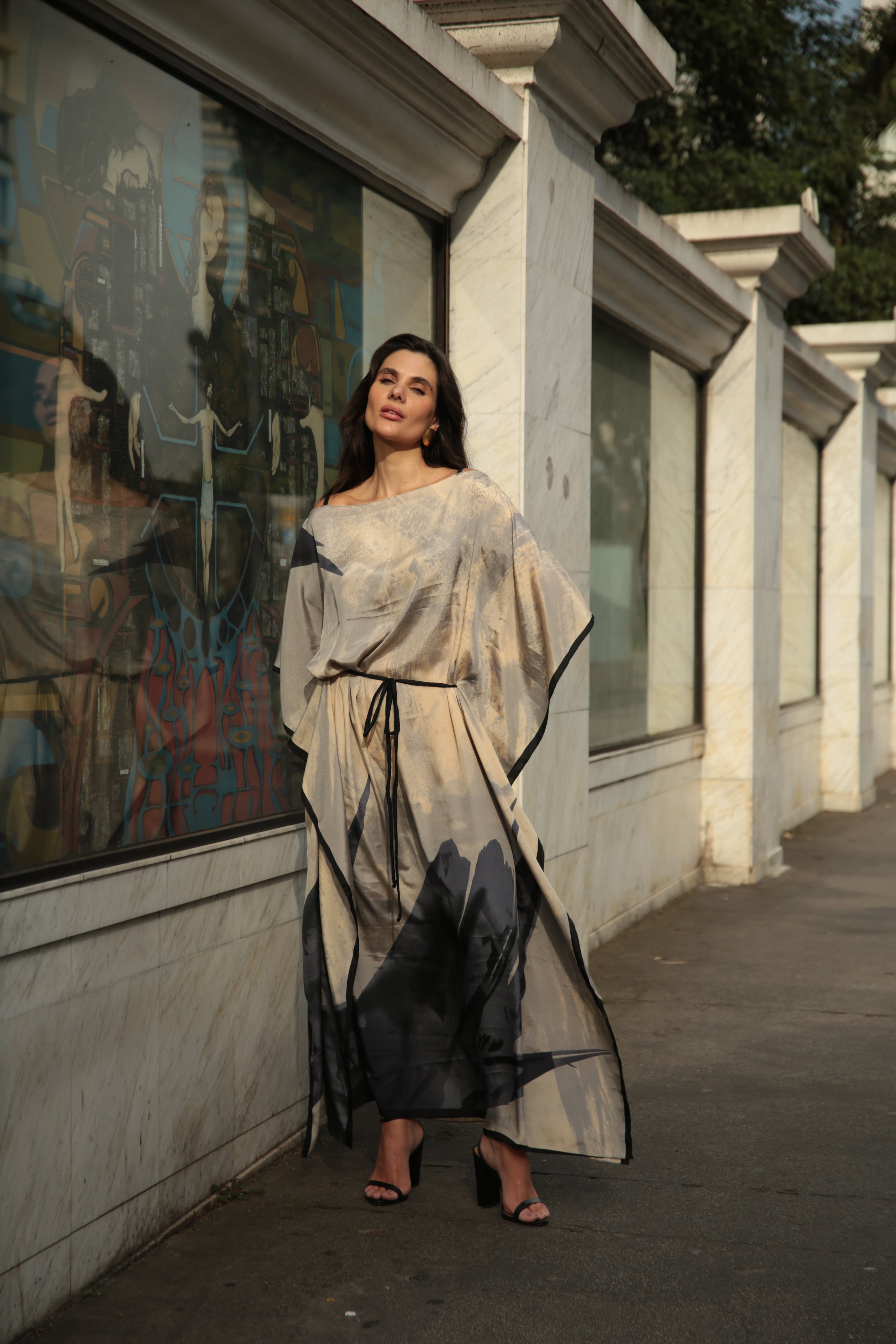 KAFTAN JAVA CREME E CINZA