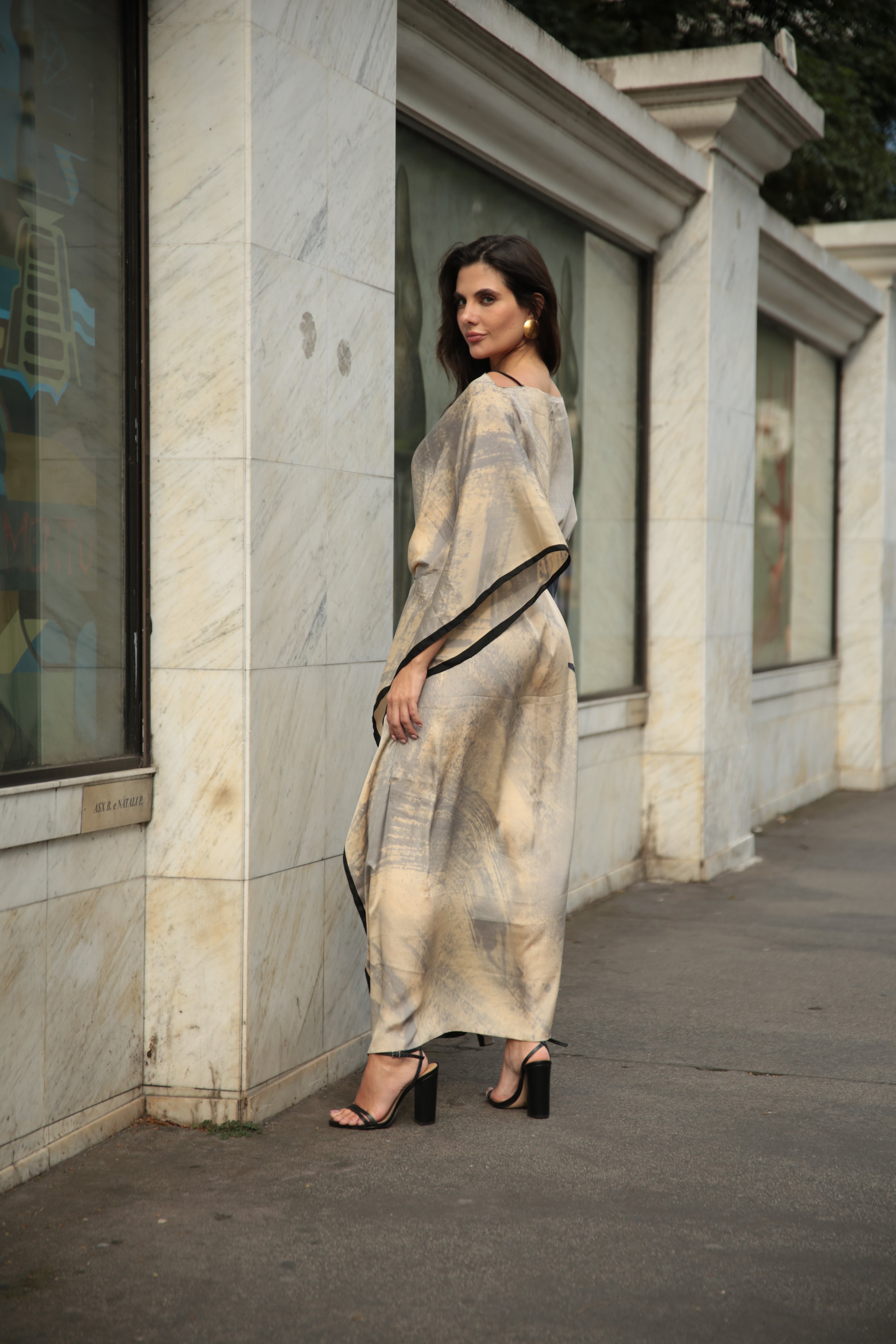 KAFTAN JAVA CREME E CINZA