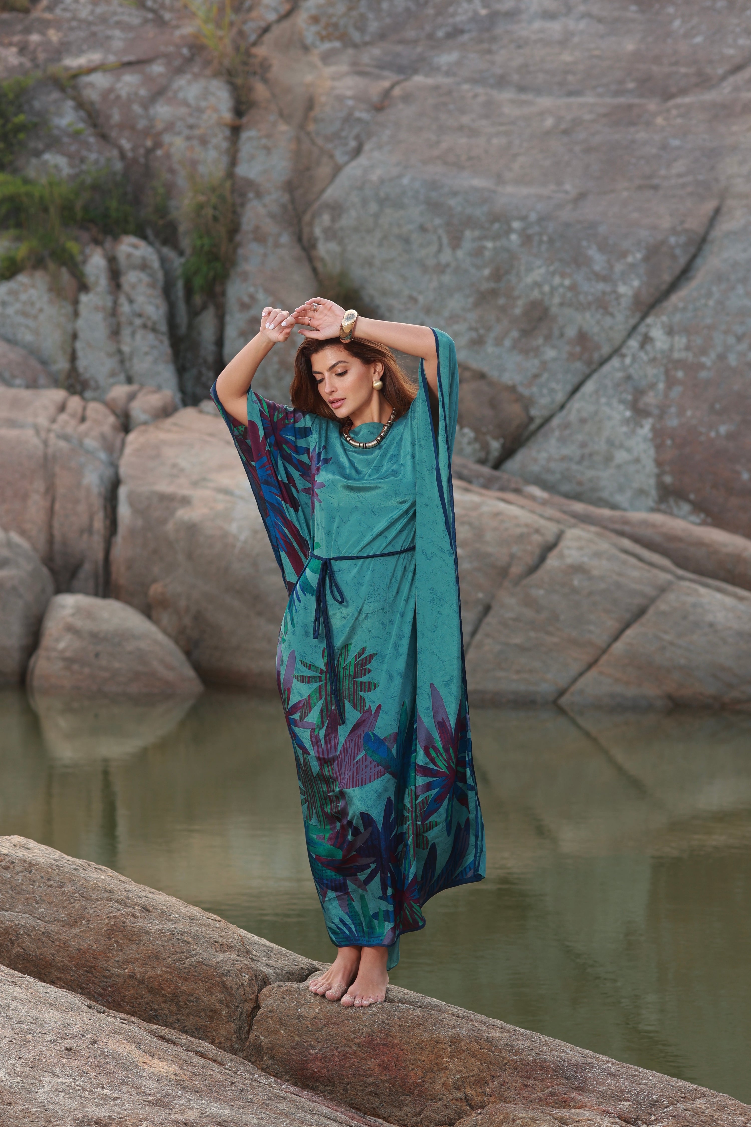 KAFTAN JAVA VERDE ÁGUA E FOLHAS