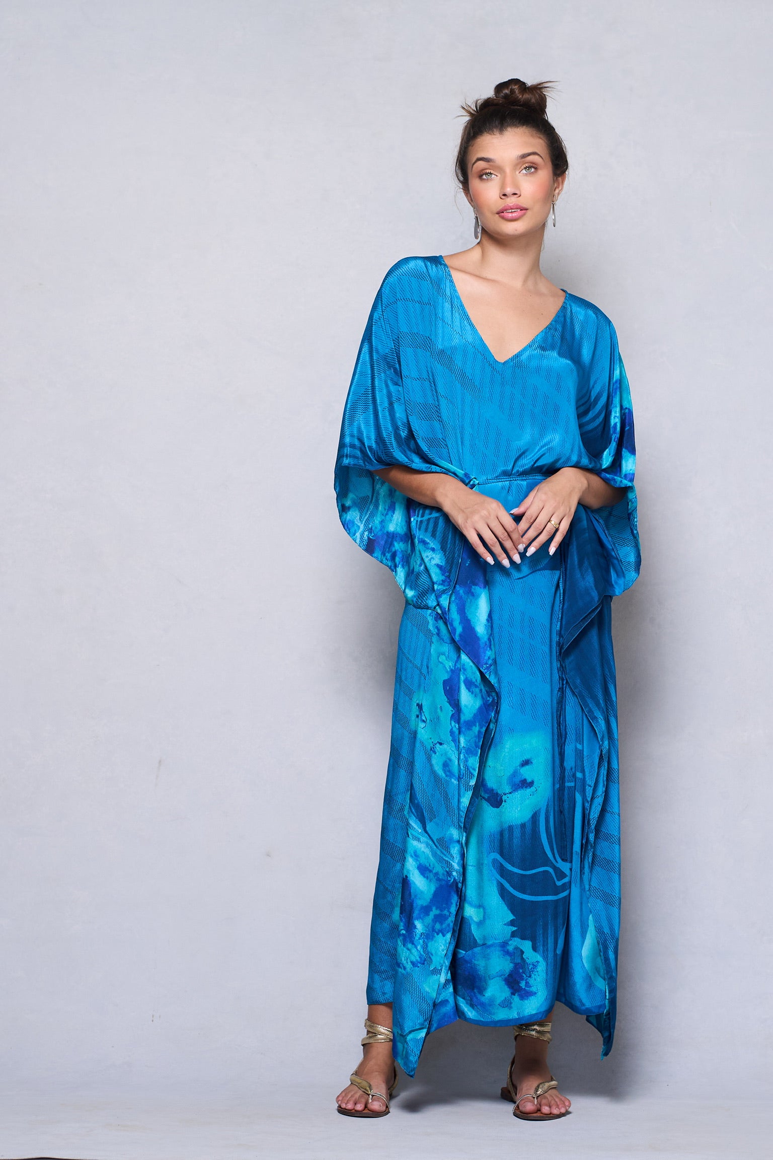 AERATED BLUE AGIOS KAFTAN