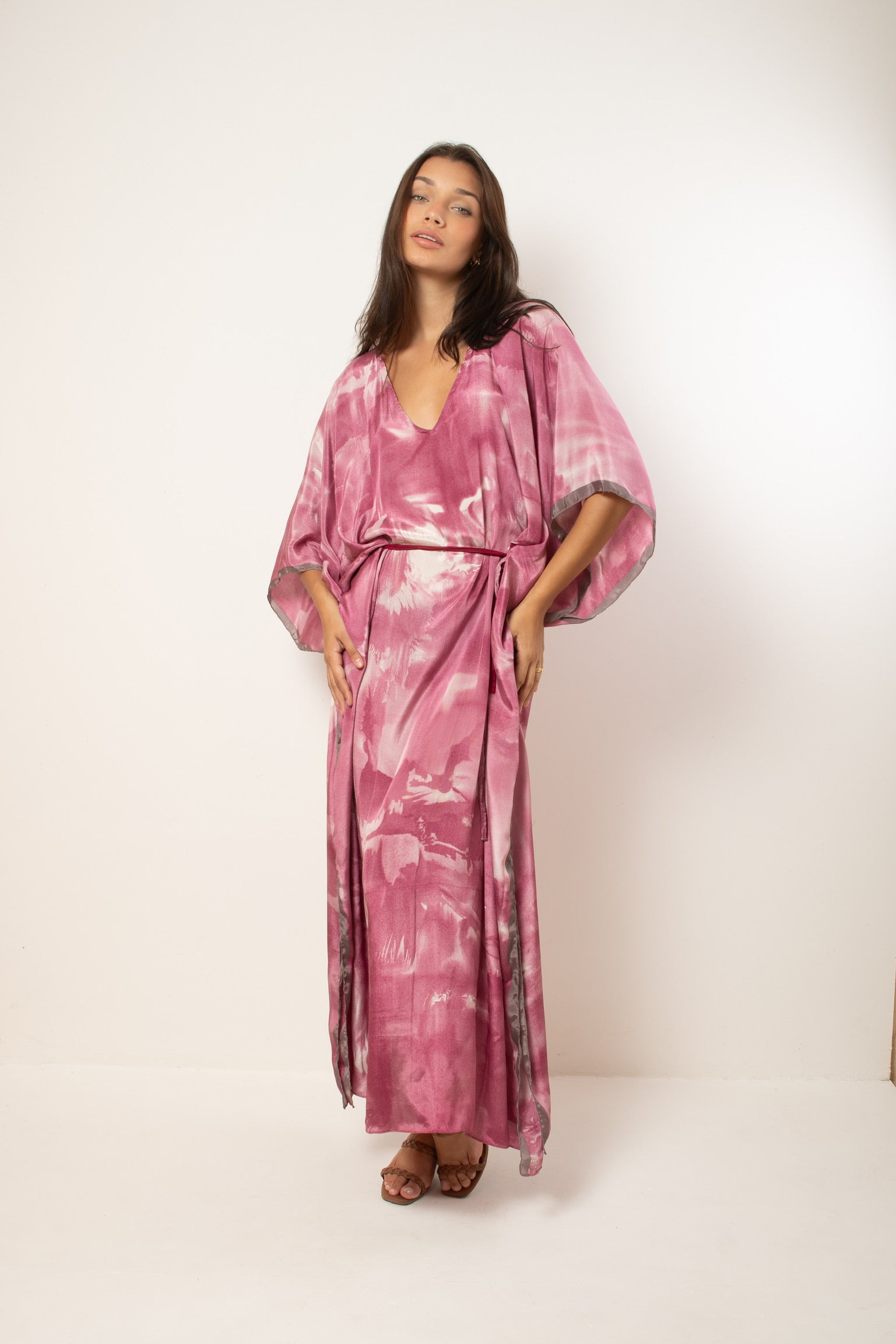 PINK AND WHITE KAFTAN AGIOS