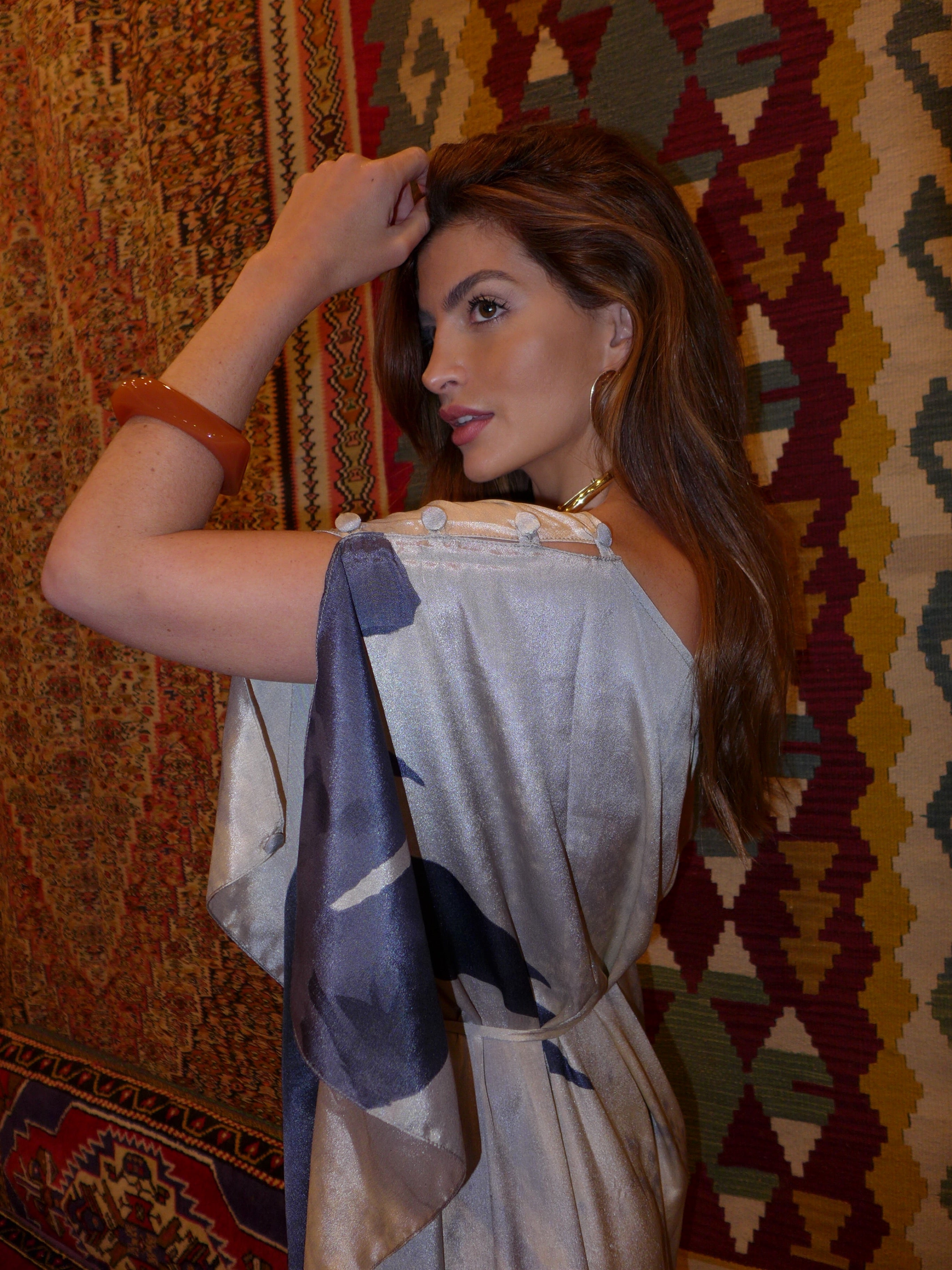 KAFTAN RHODES LONGO CREME E AZUL