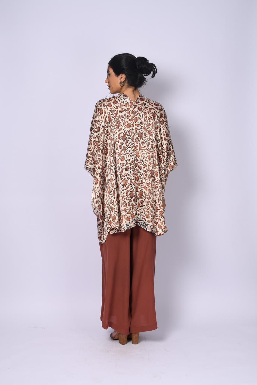 KIMONO TAJ BEGE E NUDE FLORES