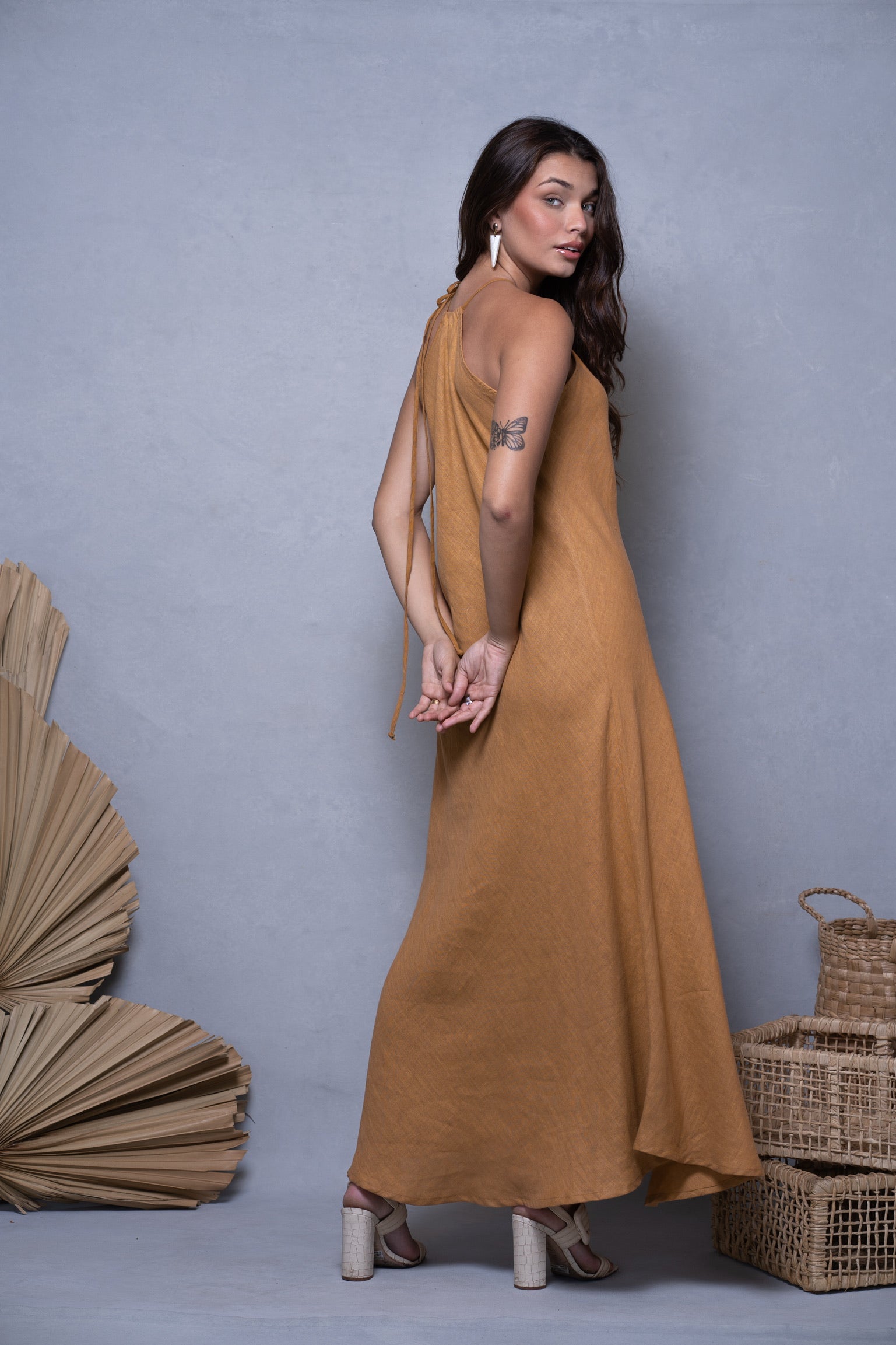 VESTIDO HERA LINHO LONGO LISO SALE